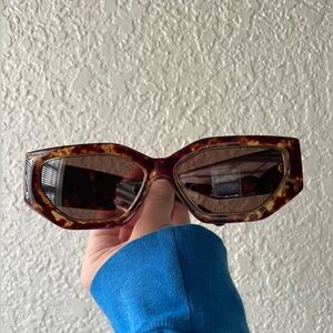 SPECIAL OFFER ✅✅ Tory Burch Sunglasses **PRICE IS FIRM**